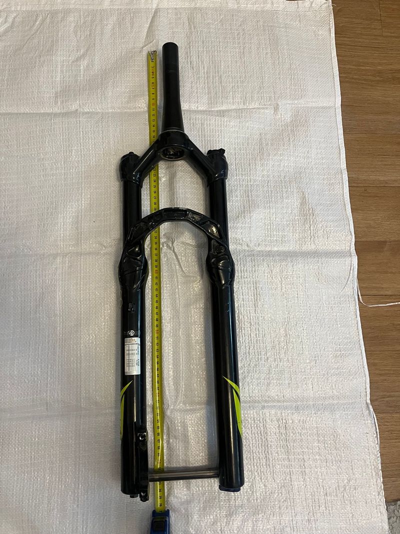 Manitou Machete 27.5" 120mm Travel Boost 110x15mm Fork de segunda mano