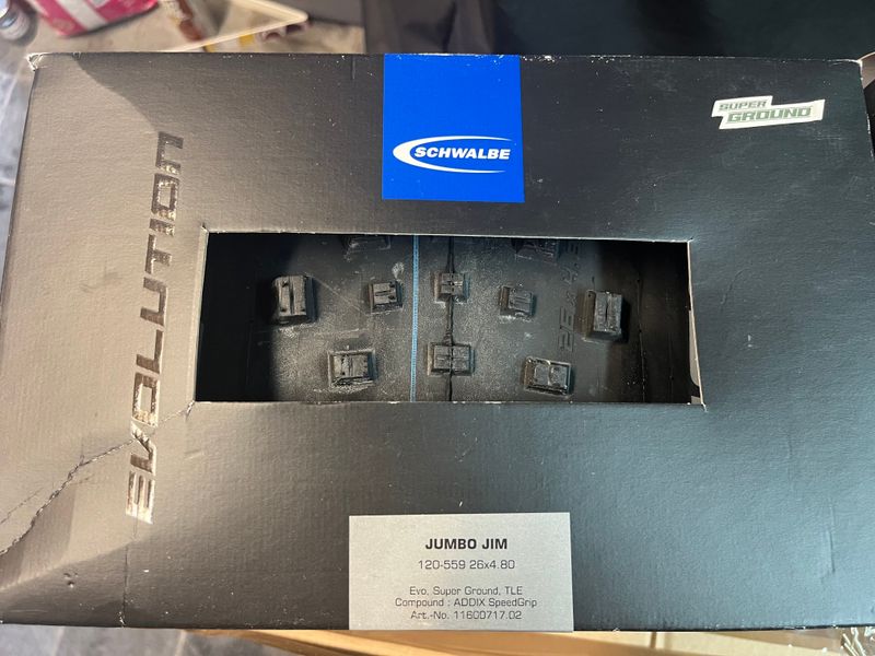 Schwalbe Jumbo Jim 2024 Tyres & Tubes d'occasion