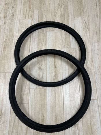 Used Bontrager Girona Pro 2025 Tyres & Tubes