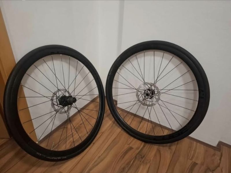 Used Cube aluminum wheels bike — image 2 of 4