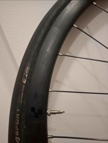 Used Cube aluminum wheels bike — image 4 of 4