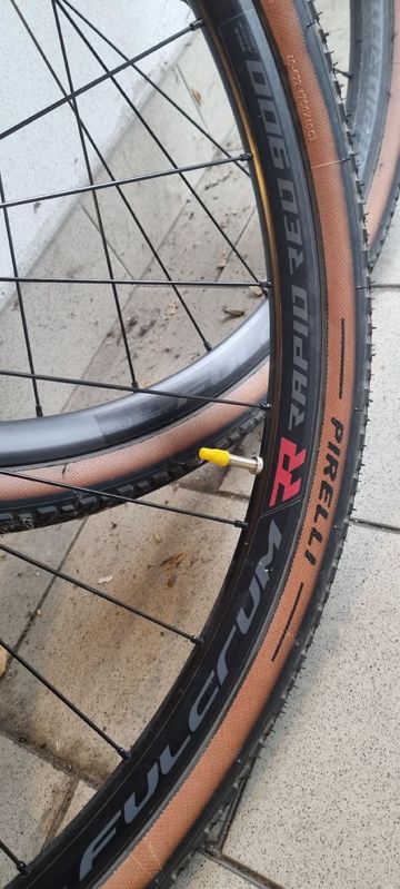 Brugt Fulcrum Rapid red 900 2025 bike — billede 6 af 6