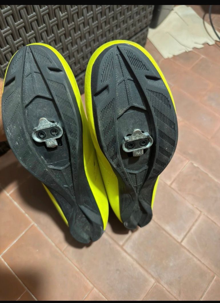 Used Bontrager espresso yellow high visibility bike — image 4 of 6