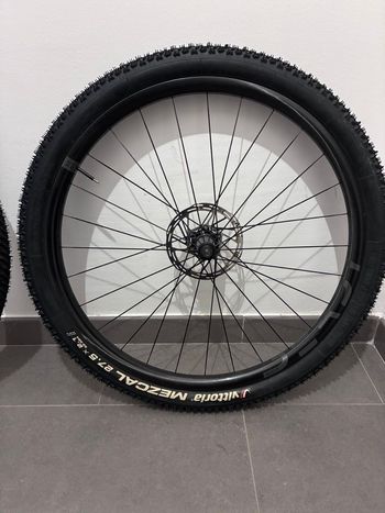 Used Beast Components GR25 27.5" Wheelset 2022 bike — image 3 of 5