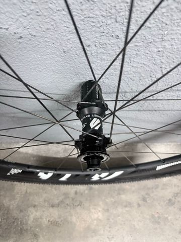 Used Speedsix Evo 45 2025 bike — image 2 of 6