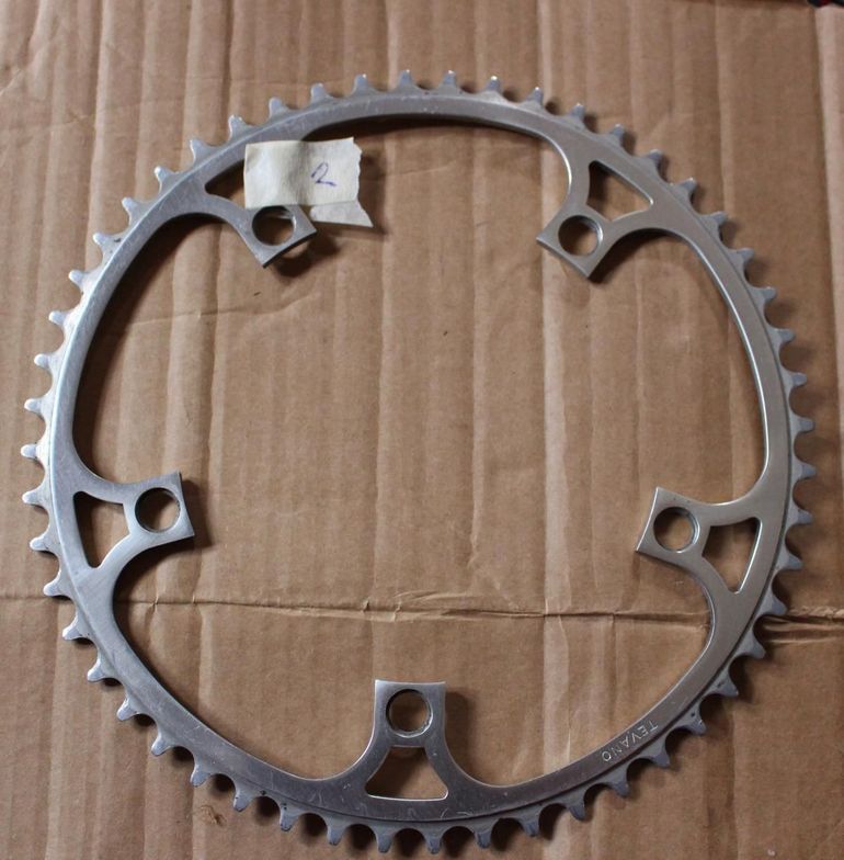 Used Tevano Chainring 52 T 144 bike — image 1 of 2