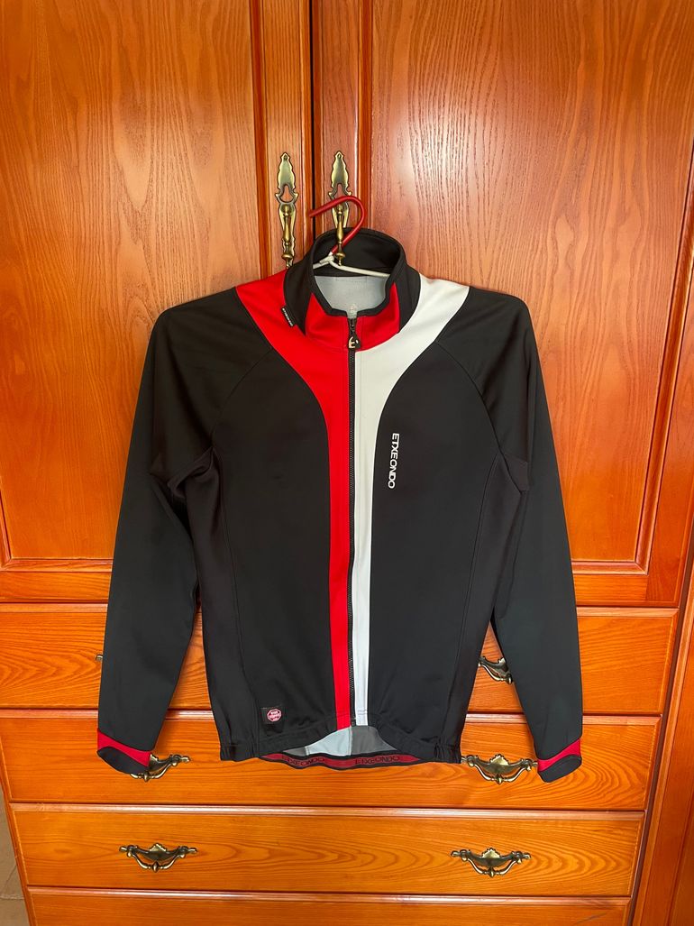 Used Etxeondo Chaqueta bike — image 1 of 2