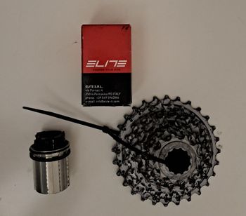 Tweedehands Shimano pignoni 11v e corpetto per Elite 2022 Drivetrain & Pedals