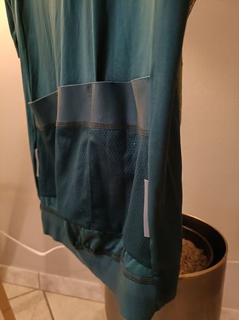 Used Shimano Maglia Ciclismo bike — image 3 of 4