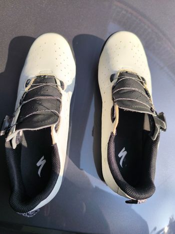 Used Specialized Shoes 2025 bike — image 1 of 5