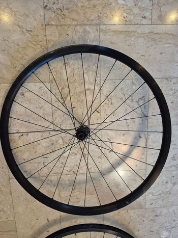 Used Syncros RP 2.0 Disc Wheelset 2022 bike — image 8 of 9