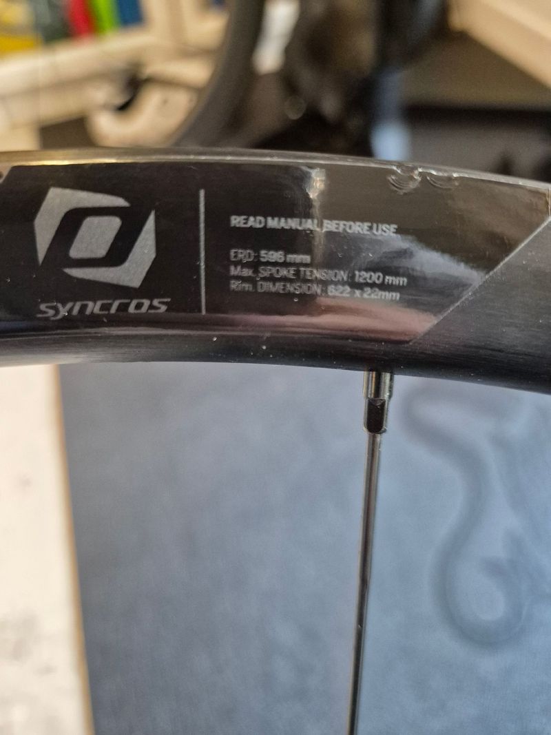 Used Syncros RP 2.0 Disc Wheelset 2022 bike — image 9 of 9