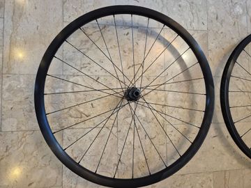 Used Syncros RP 2.0 Disc Wheelset 2022 bike — image 5 of 9