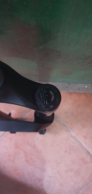 Used Rst Suspension Fork 2025 bike — image 3 of 5