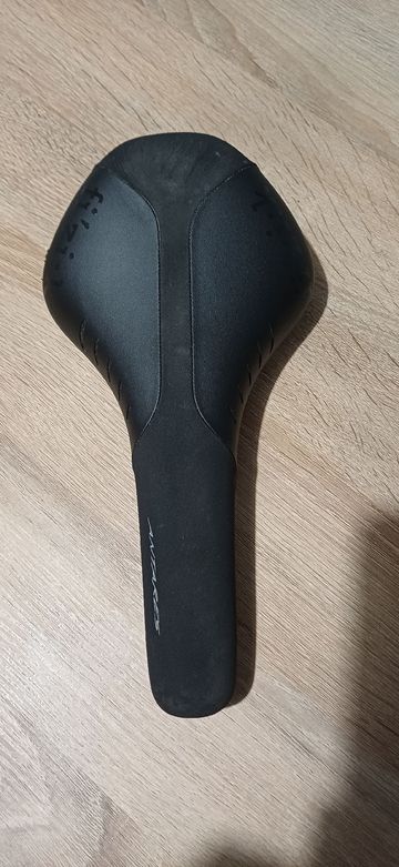 Fizik Antares R1 Saddle Saddles & Seatposts de segunda mano
