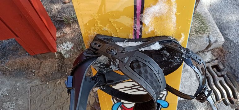 Used Union Flite Pro Snowboard Binding 2019 bike — image 1 of 6