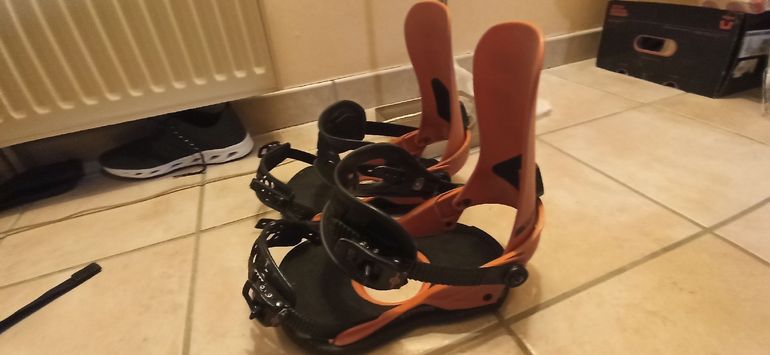 Used Union Strata Snowboard Binding 2019 bike — image 10 of 13