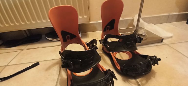 Used Union Strata Snowboard Binding 2019 bike — image 4 of 13