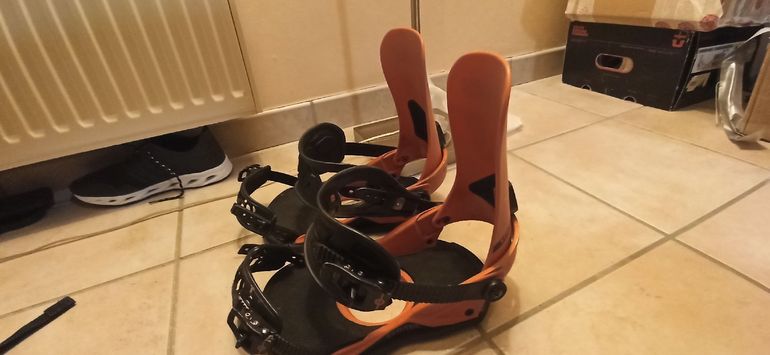 Used Union Strata Snowboard Binding 2019 bike — image 11 of 13