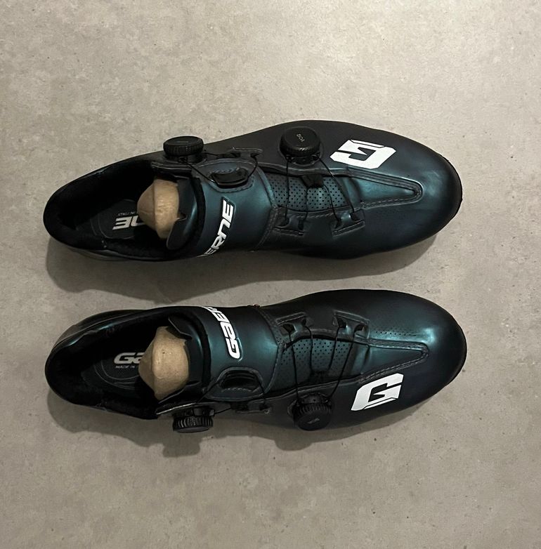 Used Gaerne Carbon G.STL Iridium 2024 bike — image 2 of 6