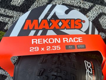Used Maxxis Rekon 2025 bike — image 2 of 4