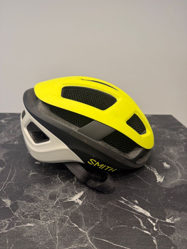 Used Smith Optics Trace Mips 2023 bike — image 1 of 4