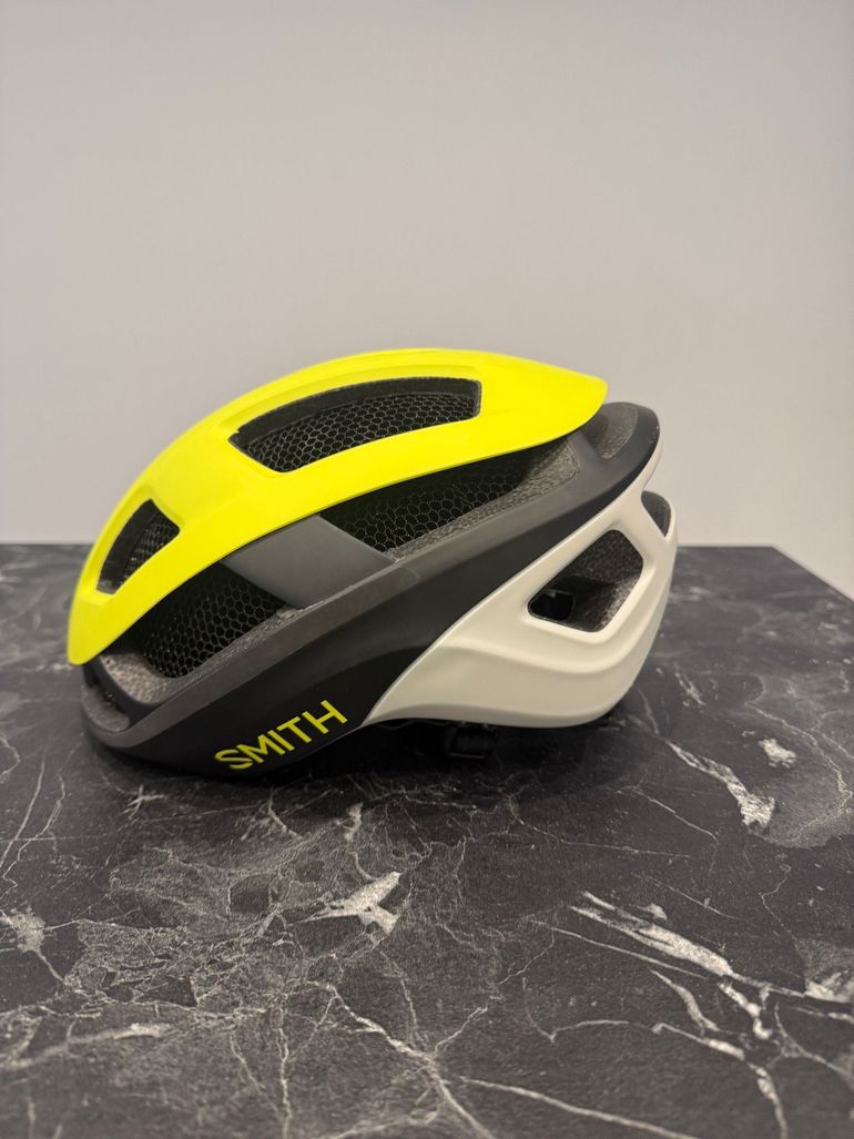 Used Smith Optics Trace Mips 2023 bike — image 3 of 4