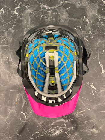 Used Smith Optics Forefront 2 MIPS Helmet 2022 bike