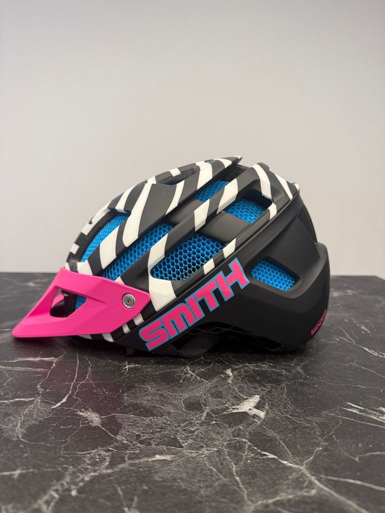 Used Smith Optics Forefront 2 MIPS Helmet 2022 bike — image 3 of 4