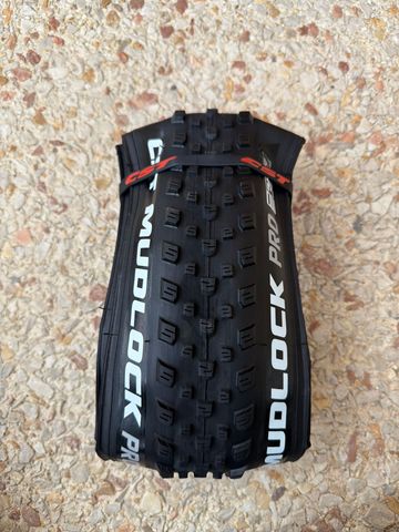 Used cst Mudlock 29x2.10 bike — image 4 of 5