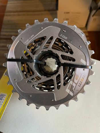 Used Sram RED Cassette 11-28 11s bike — image 2 of 4