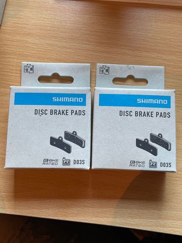 Shimano Resin Disc Brake Pads D03S two pairs Brakes de segunda mano