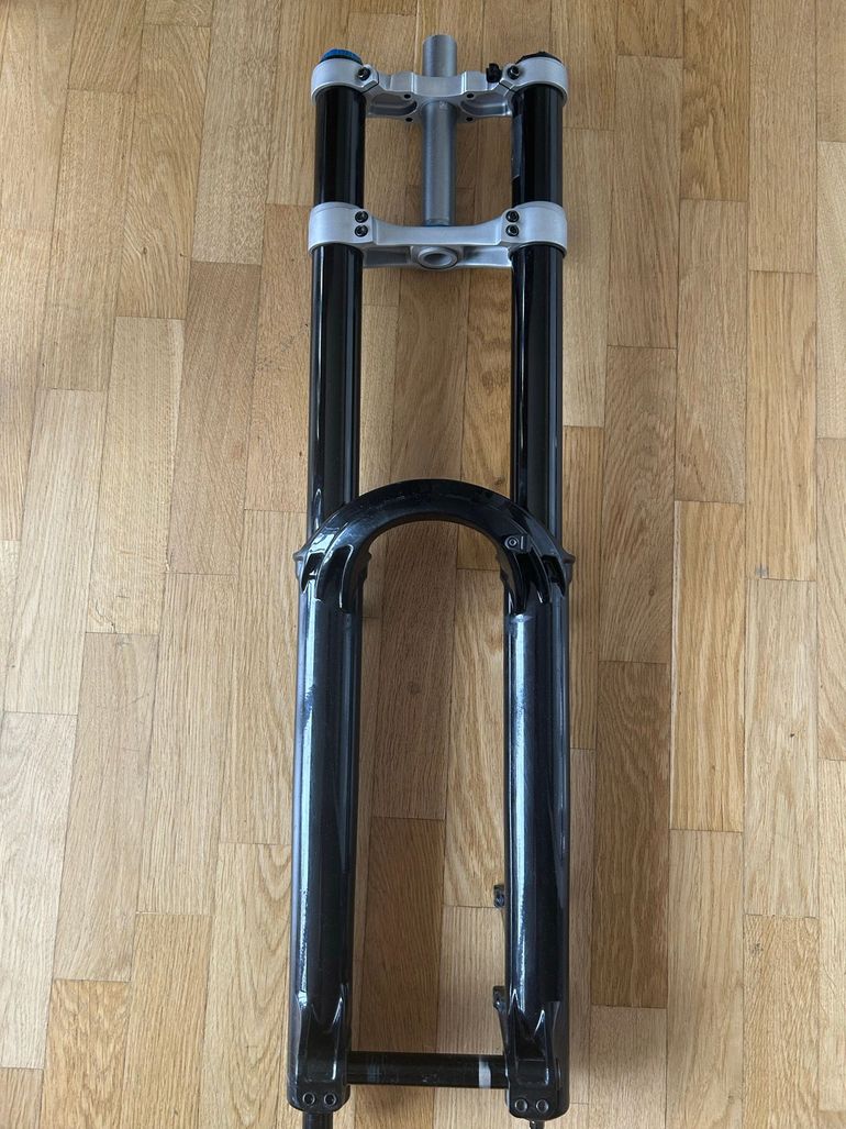 Used Fox Performance Elite 27.5" Fork 2023 bike — image 1 of 3