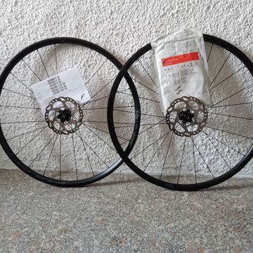 Käytetty Fulcrum Racing 600 DB Wheelset Wheels