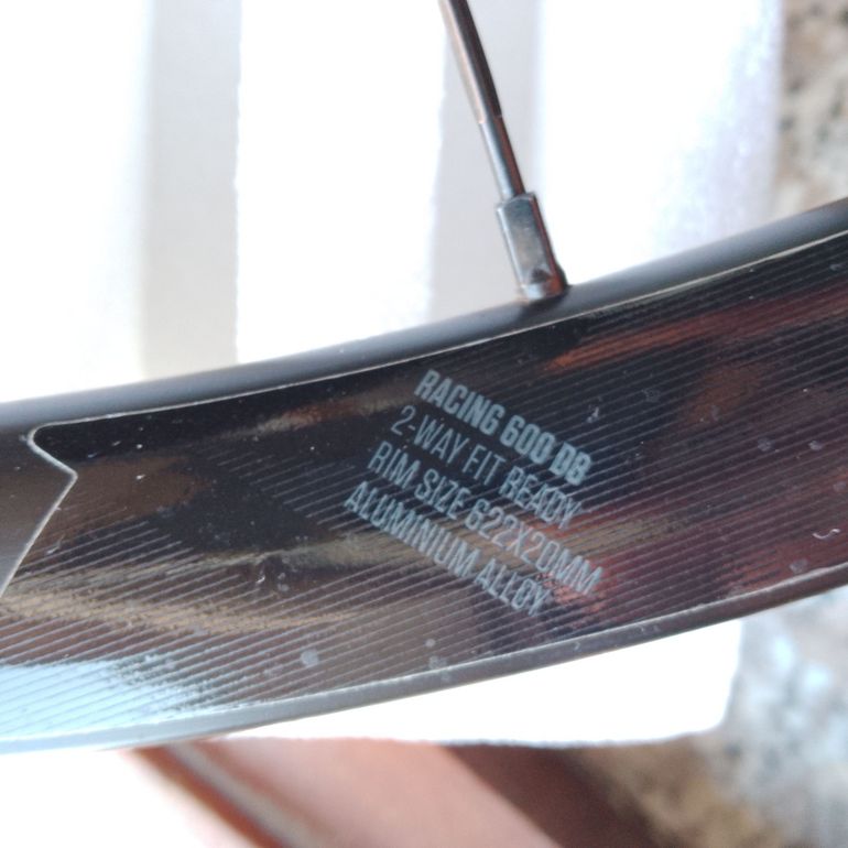 Used Fulcrum Racing 600 DB Wheelset bike — image 4 of 5