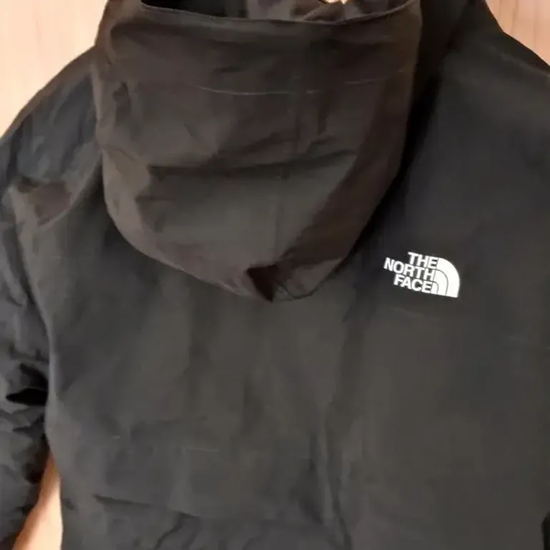 Used The North Face Sequoia Triclimate 3-in-1 bike — image 8 of 9
