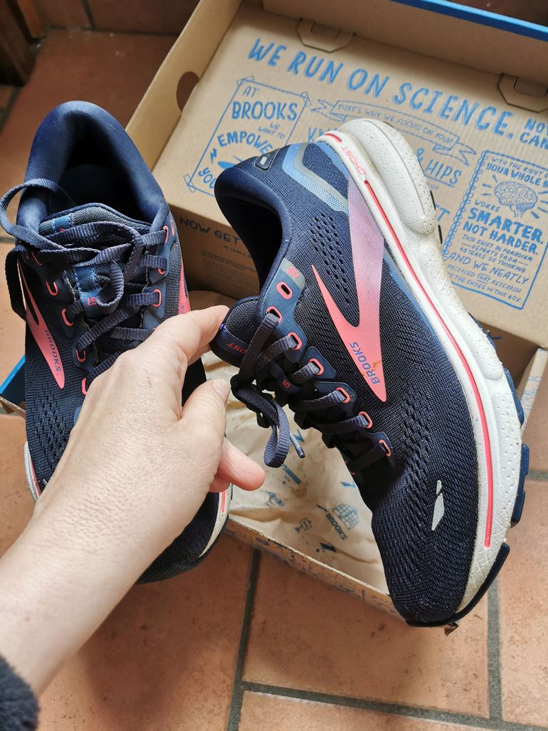 Used Brooks Ghost 15 bike — image 8 of 8