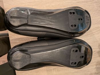 Used Shimano RC1 Taille 44 2025 bike — image 4 of 5