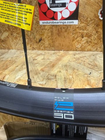 Mavic E-Deemax 30 29-inch Wheelset 2026 bike d'occasion — image 2 sur 7