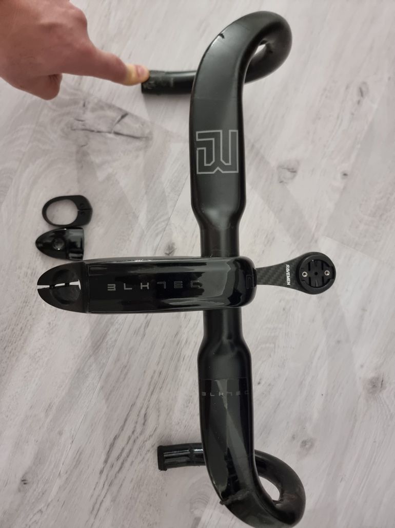 Used BLKTEC Manubrio e stem in carbonio 2023 bike — image 1 of 5
