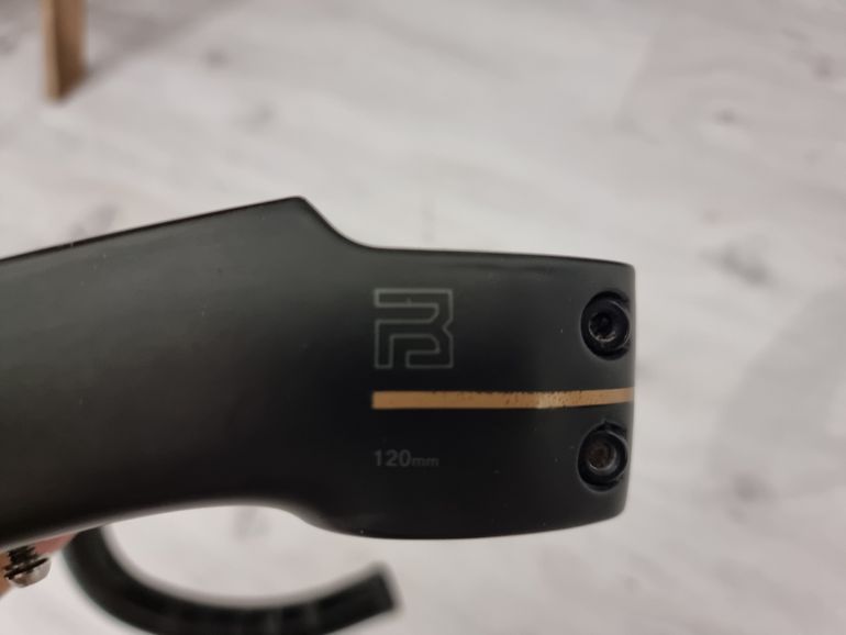 Used BLKTEC Manubrio e stem in carbonio 2023 bike — image 5 of 5