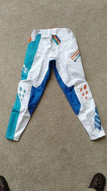 Used 100% Pants bike — image 2 of 10