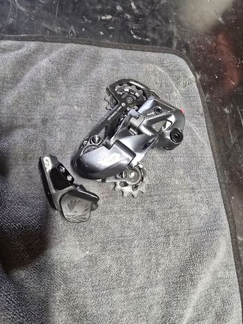 Sram, GX Eagle AXS derailleur + Controller