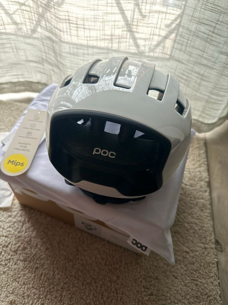 Used POC Cytal Helmet 2025 bike — image 3 of 4