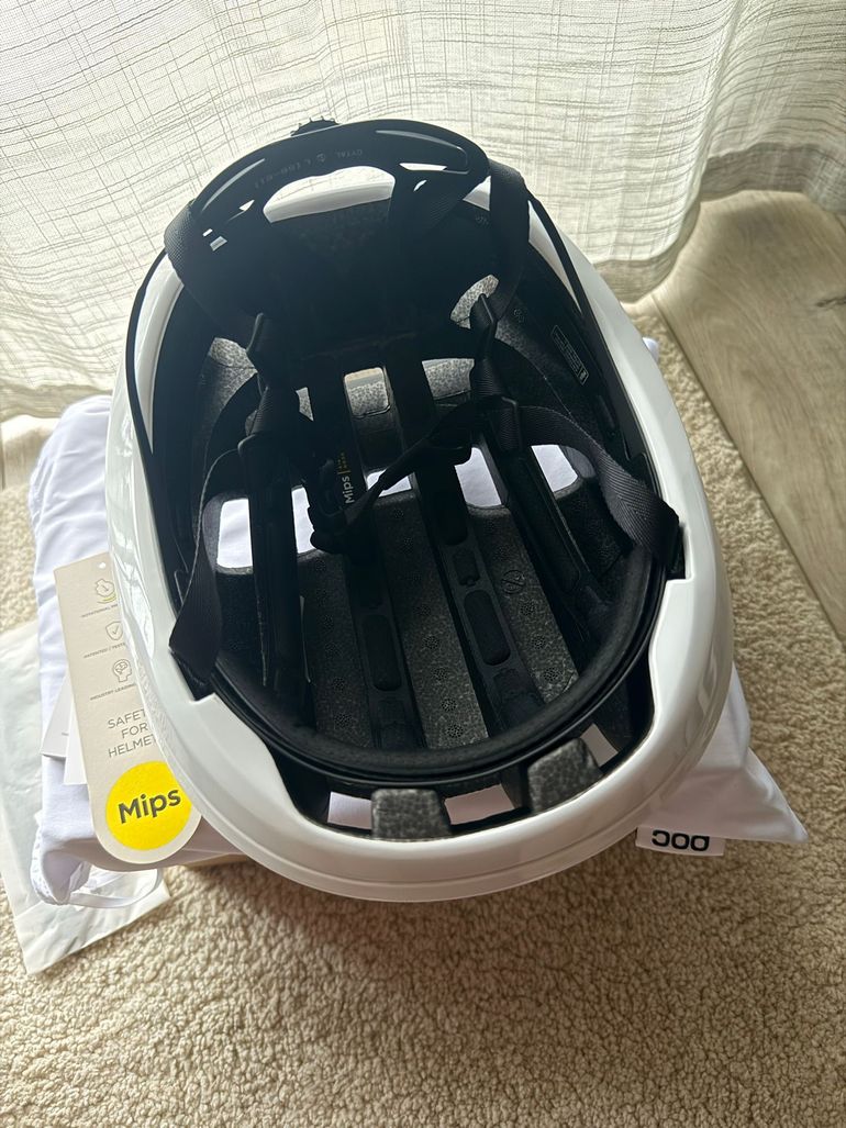 Used POC Cytal Helmet 2025 bike — image 4 of 4
