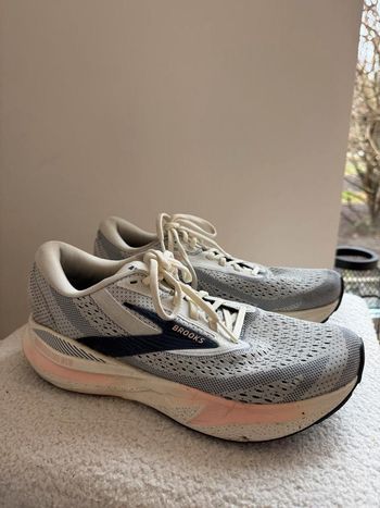 Used Brooks Adrenaline GTS bike