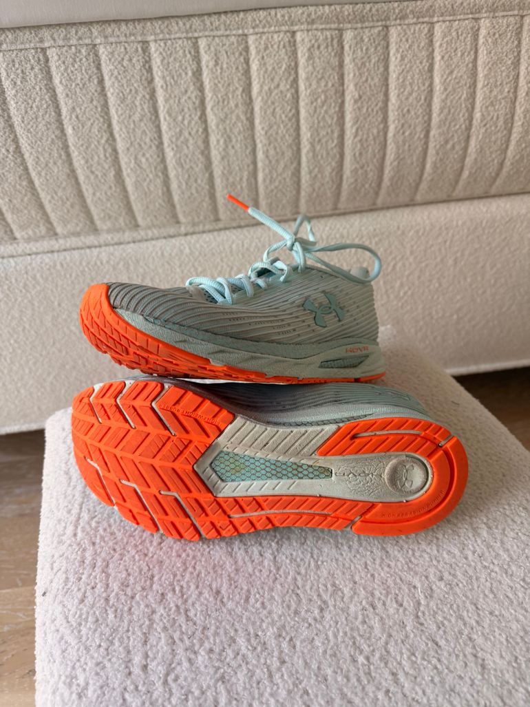 Used Under Armour Laufschuhe Größe 41 bike — image 5 of 5