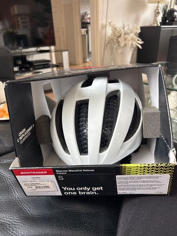 Brugt Bontrager Starvos WaveCel Helmet Small White bike — billede 5 af 5