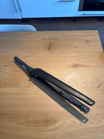 Used Trek SL7 Rigid Fork 2023 bike — image 6 of 6