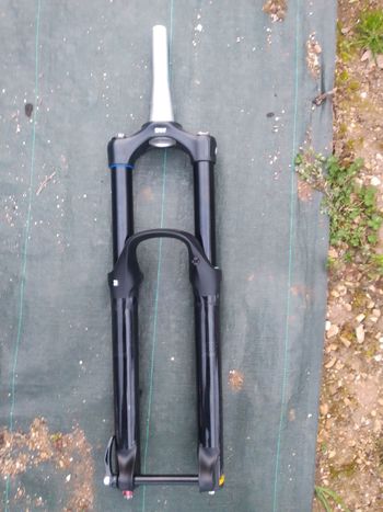 Sr Suntour, Durolux 38 180mm